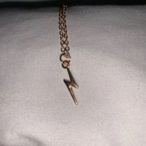 lightening bolt necklace *brandy dupe!*